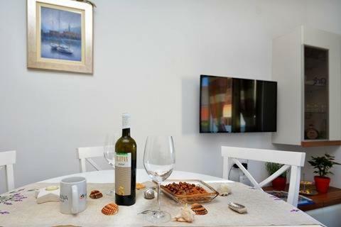 M & M Apartment Podstrana Bagian luar foto